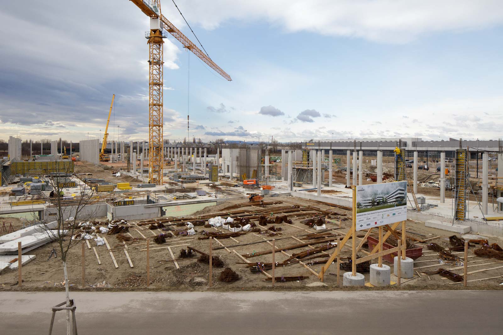 Aspern Wien3420 photo by Wolfgang Thaler