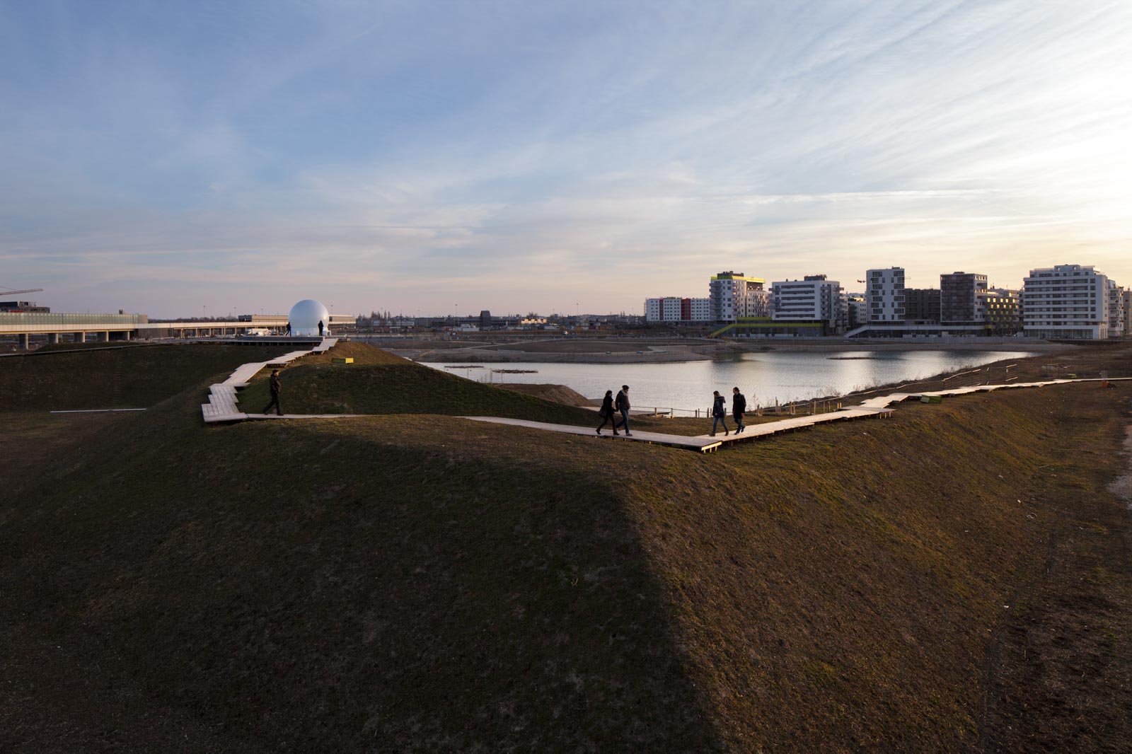 Aspern Wien3420 photo by Wolfgang Thaler