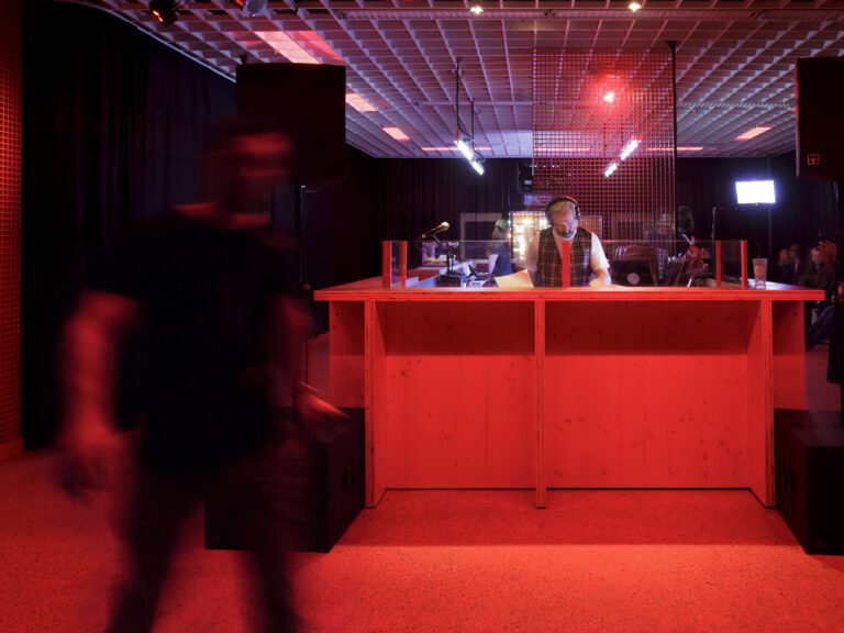 Bar Donaufestival  Pretterhofer Teckert  photo  by Wolfgang Thaler