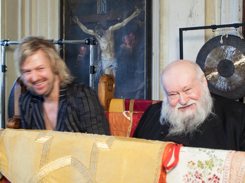 Uklanski Nitsch spike