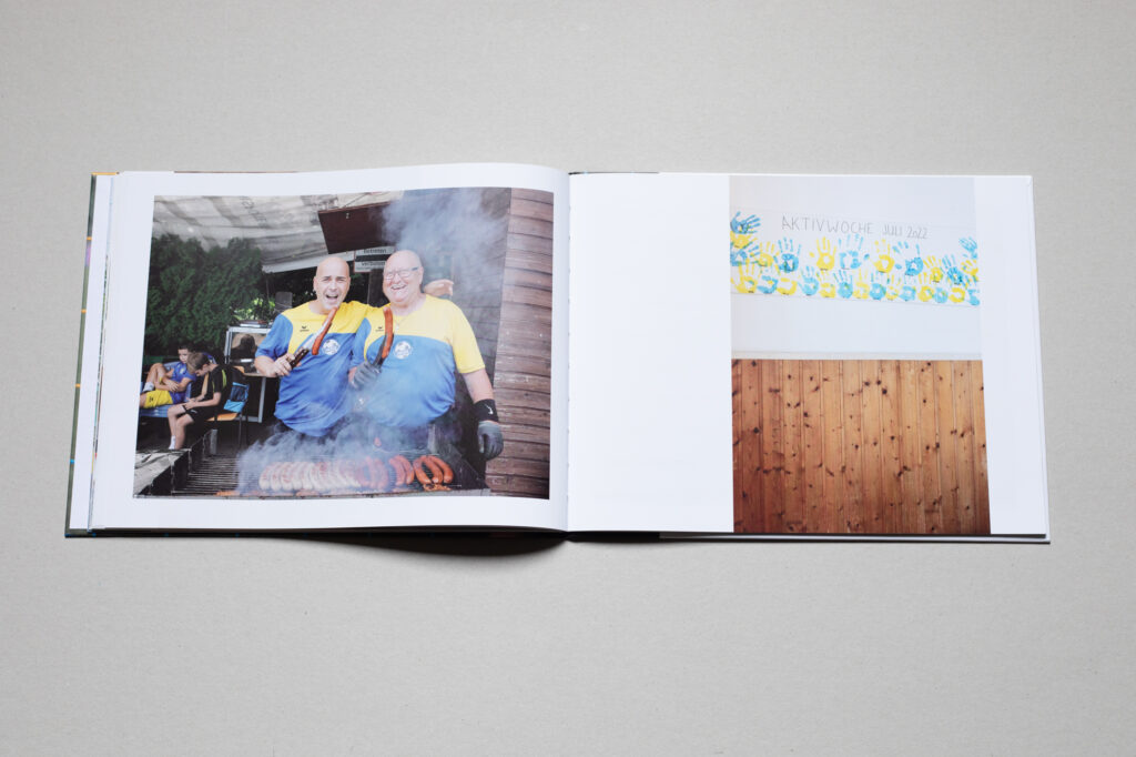 bild aus dem buch austria 13 sportanker und bolzplatz