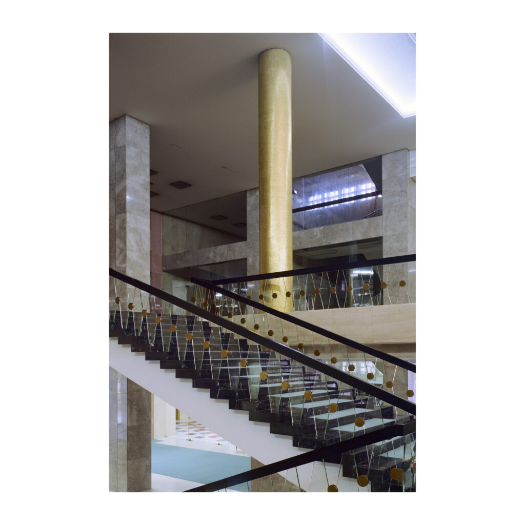 Modernism In Between unfinished modernisations