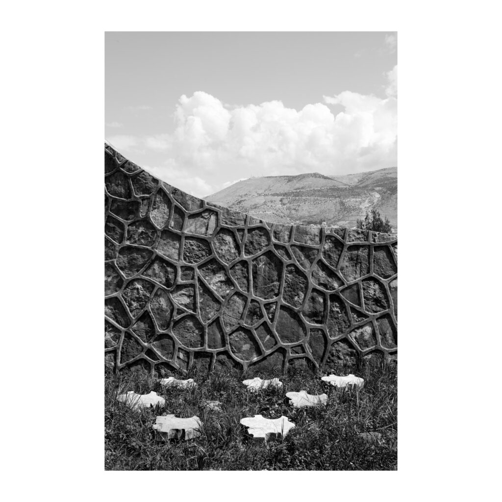 Modernism In Between unfinished modernisations