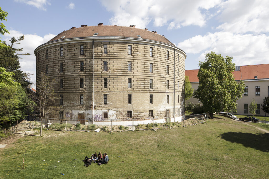 universitaet-wien-staette-des-wissens-color