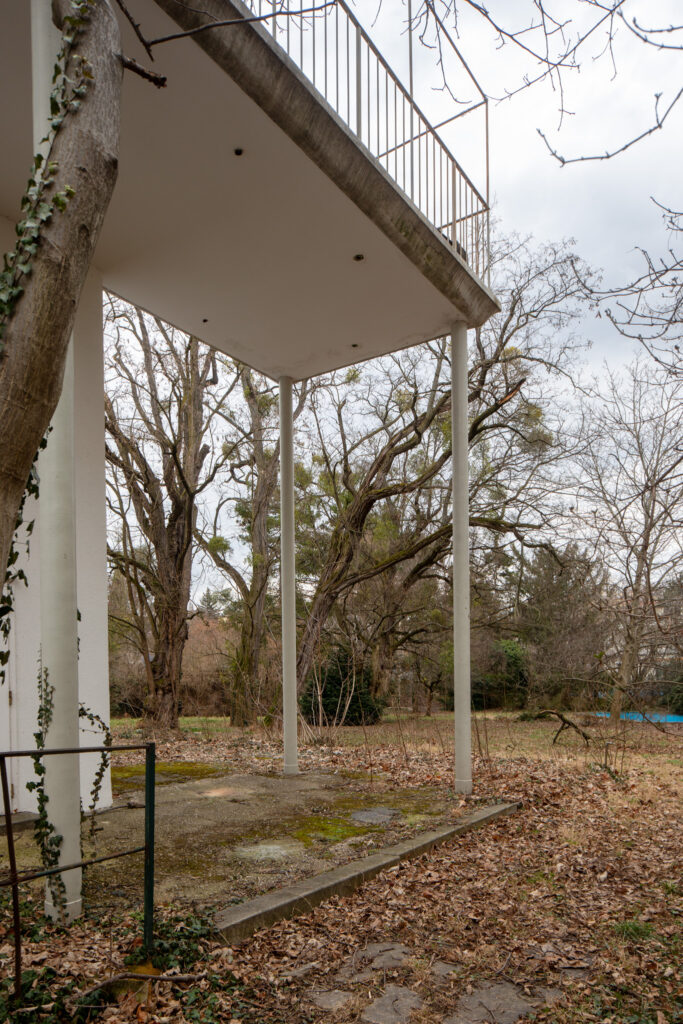 haus beer josef frank